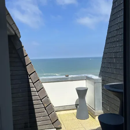 Grand Appartement, 4 En Front De Mer Кабур